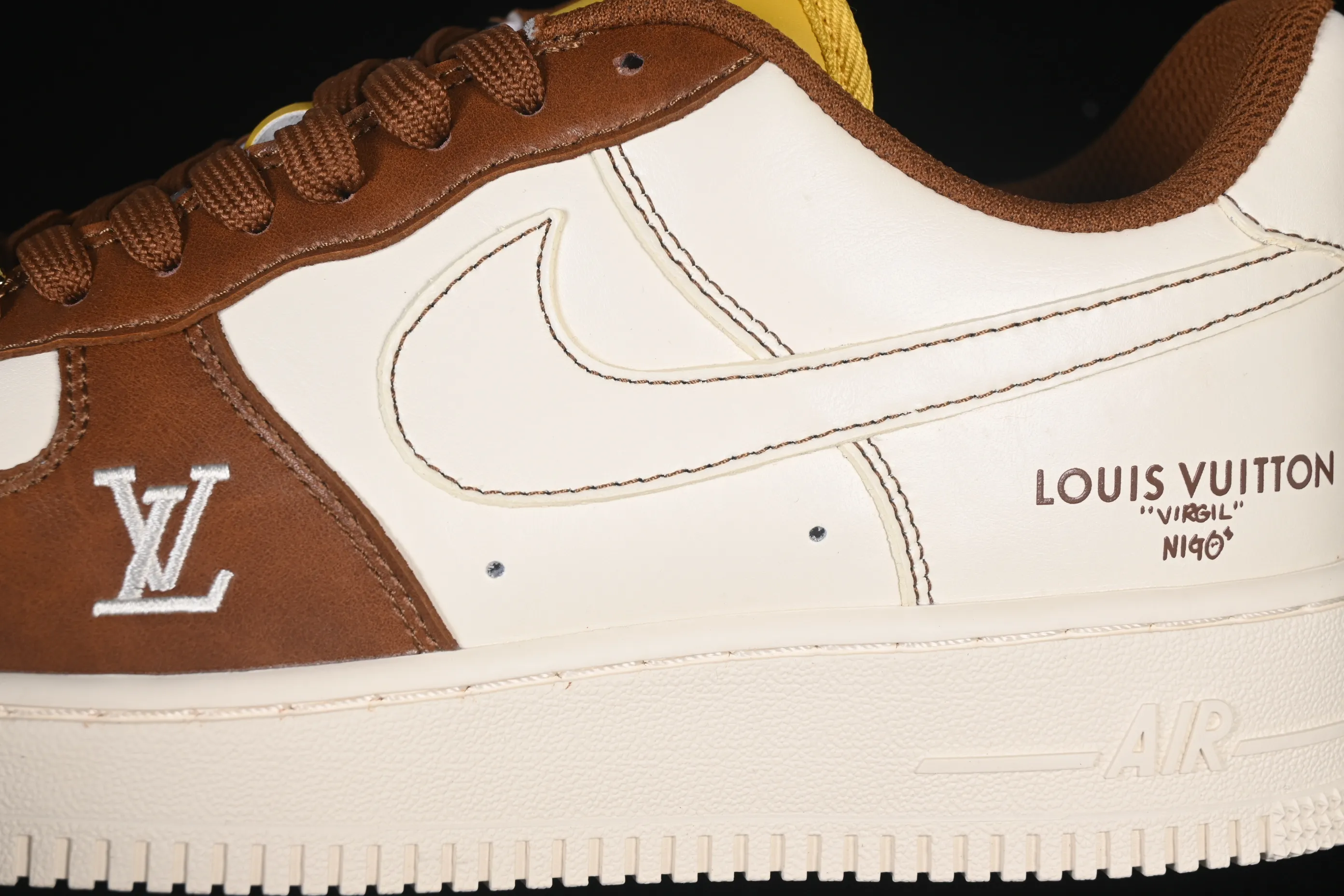 All categories Nk Air Force 1 Air Force series Nk Air Force 1 Low Air Force low top Nike Air Force 1'07 Low joint milk white coffee brown Air Force 1 low top casual sneakers IH1817-800